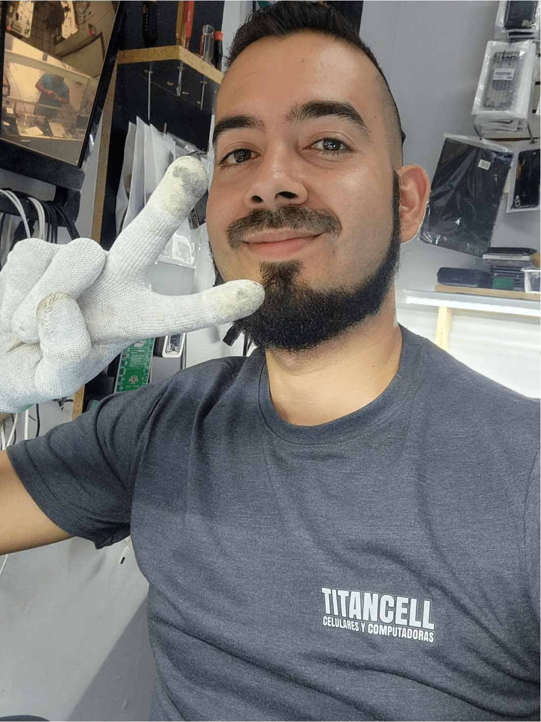 Josue Venegas, Técnico