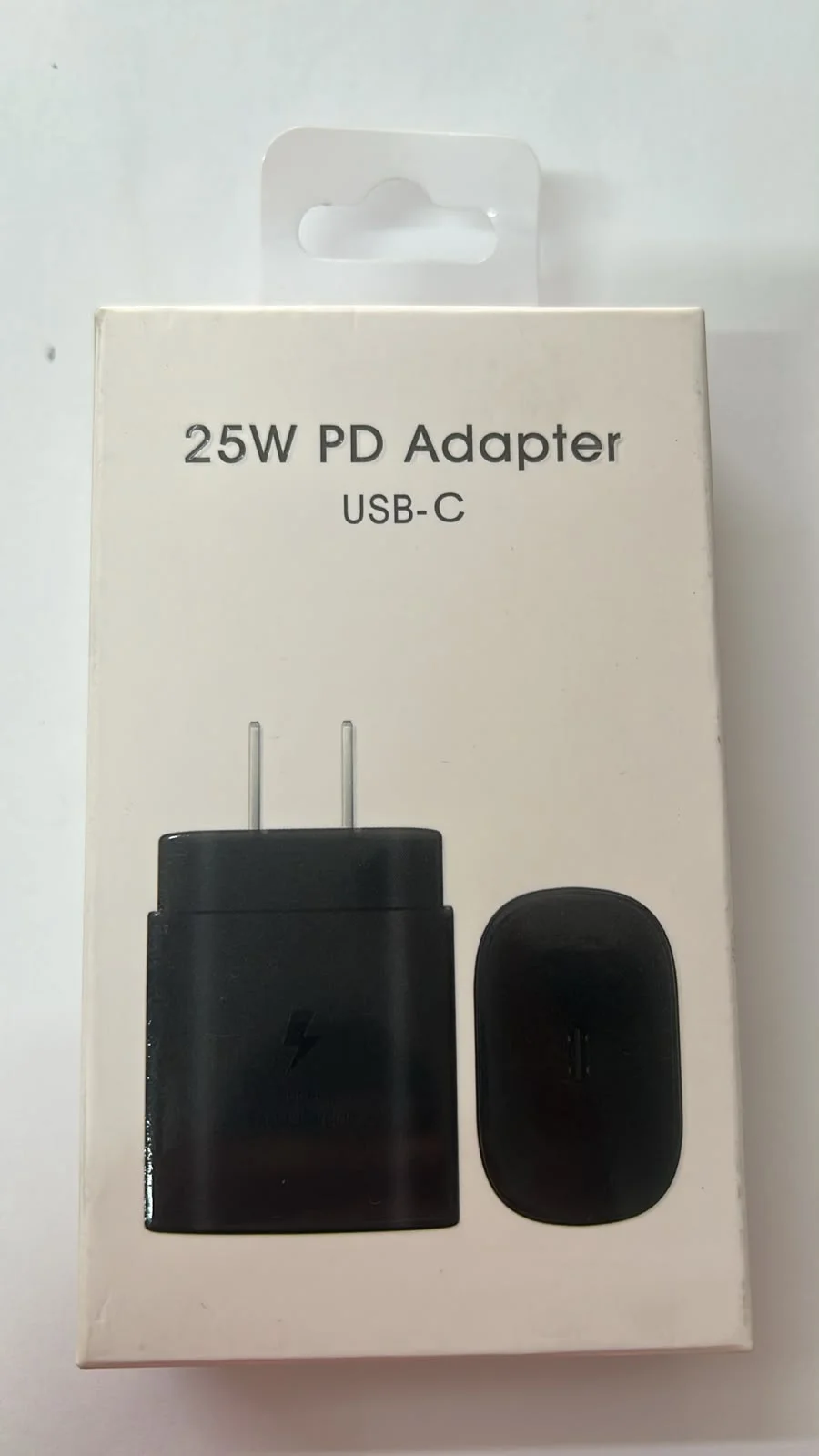 Cargador Genérico 25W USB-C PD Carga Rápida – Negro